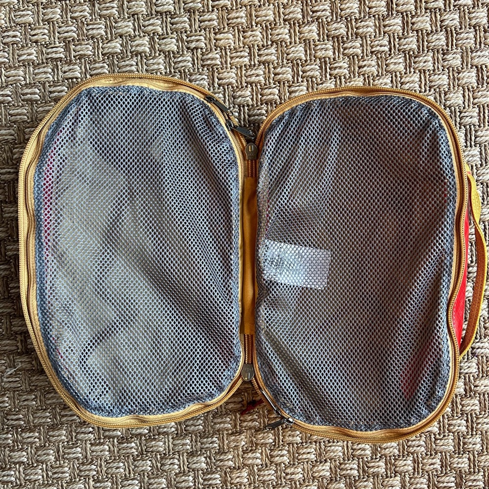 Patagonia Black Hole Cube